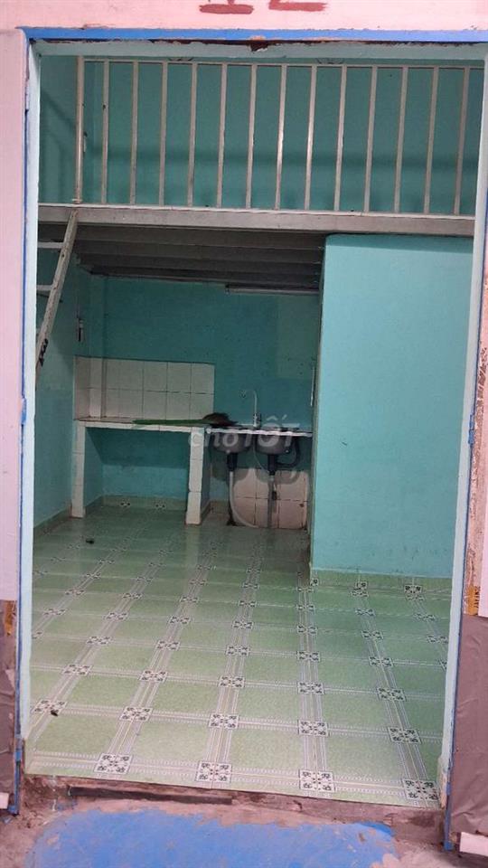 Ưu tiên cho 1 người ở hoặc 2 vợ chồng. 