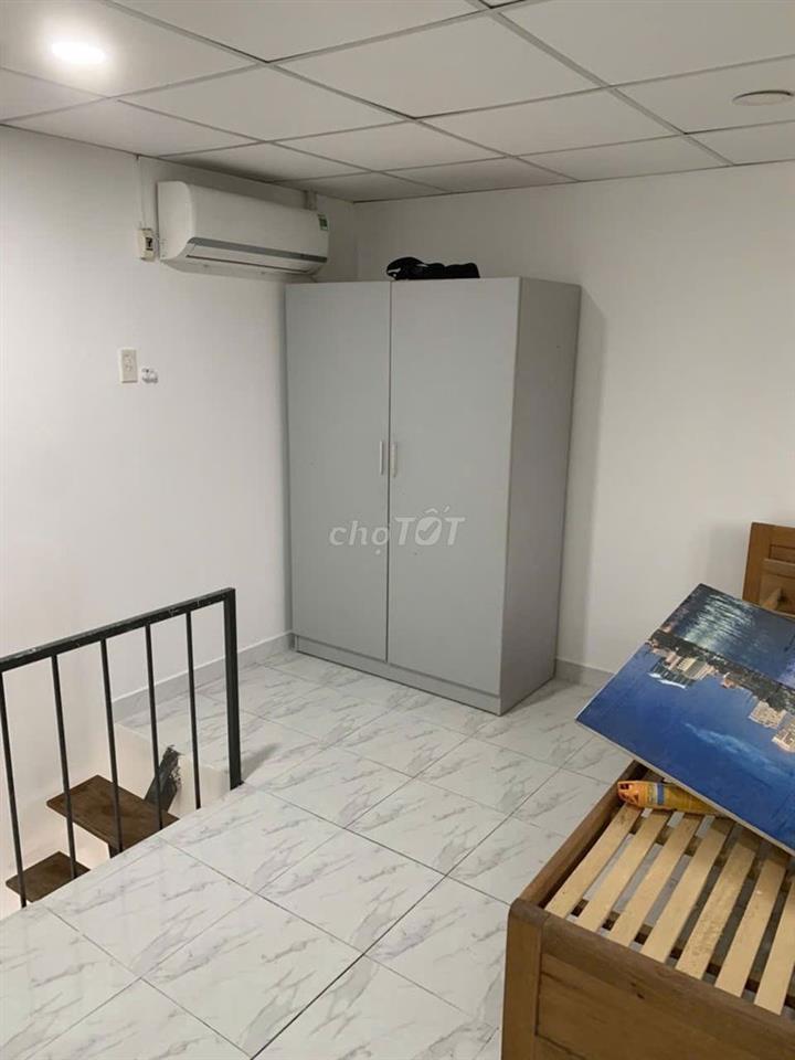 Cần cho thuê phòng trọ căn góc đường vườn lài