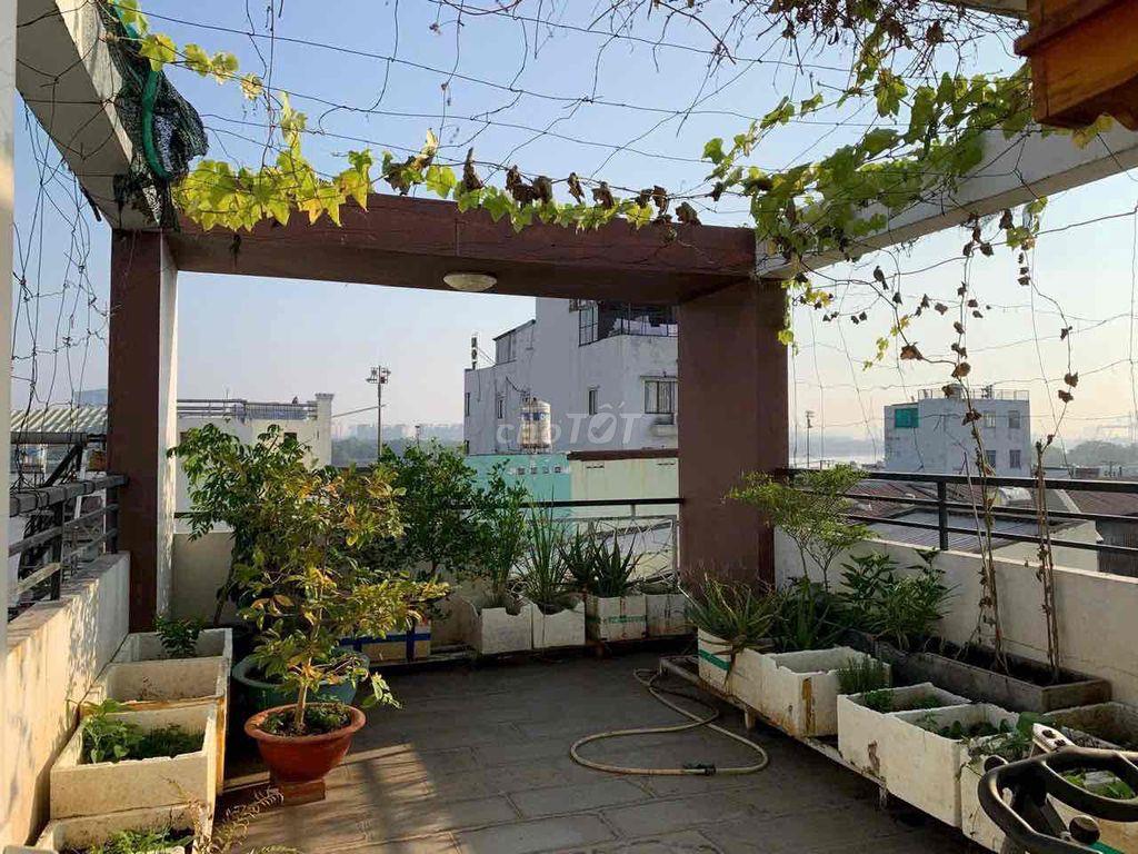 Cho thuê nguyên căn nhà Nguyễn Tất Thành, Q4