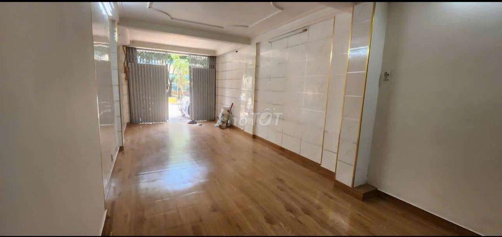 Bán Căn hộ chung cư xóm cải tầng trệt