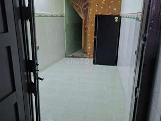 CHO THUÊ PHÒNG 11M2 CÓ GÁC - GIÁ TỐT