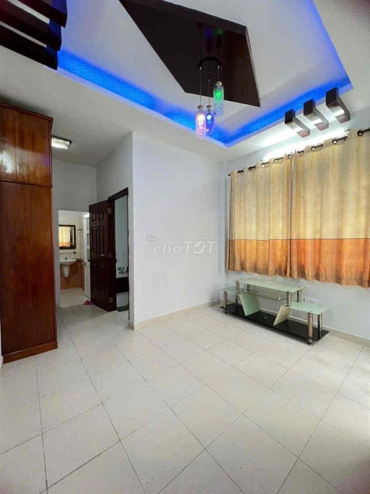 NGỘP BANK cần bán gấp tài sản ở Quận 10 đường Nguyễn Duy Dương