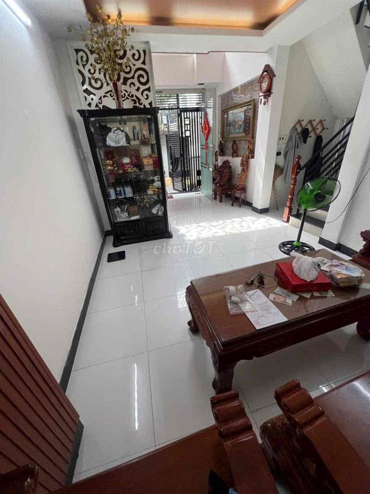 nhà bán hoa hồng 2% ae môi giới, nguyễn văn luông p11 Quận 6