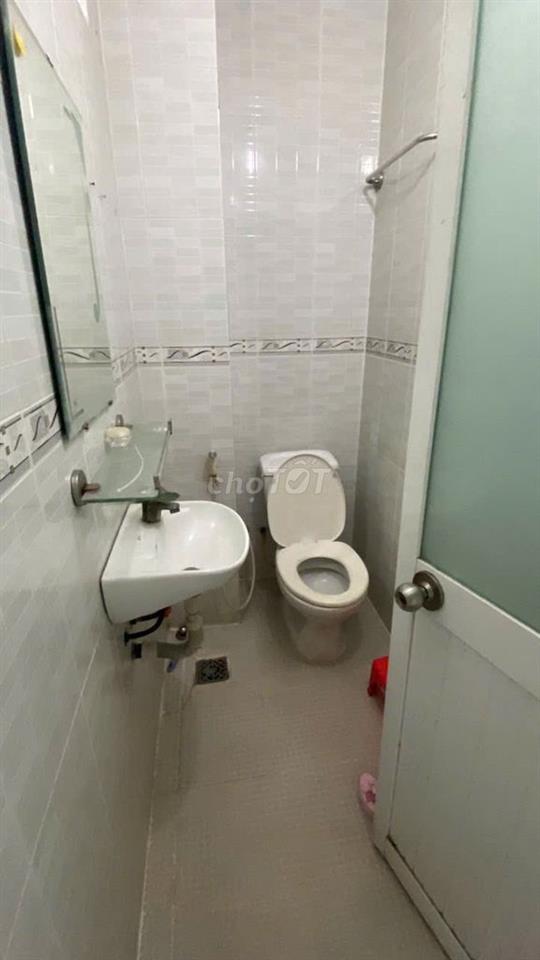 CHÍNH CHỦ CHO THUÊ NHÀ HẺM 47 ĐƯỜNG TÂN HÓA, NHÀ ĐẸP, GẦN TRUNG TÂM