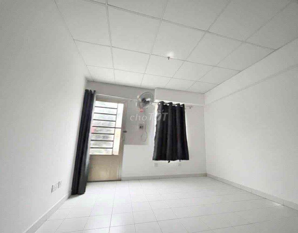 Bán nhà hẻm 108 Lê Văn Lương thông cầu Kênh Tẻ