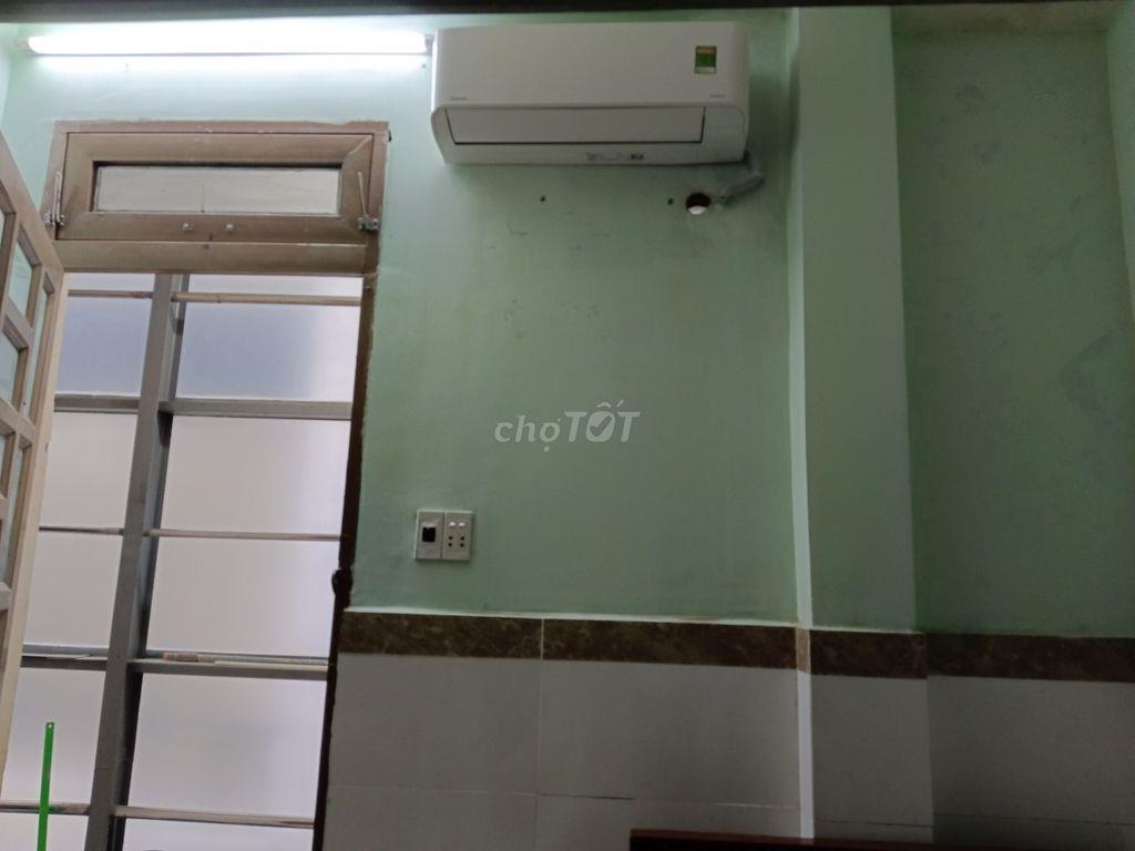Cho Thuê 01 Phòng trọ, nhà 148 Lưu Hữu Phước, P.15 Q8