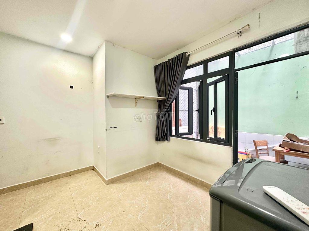 PHÒNG BAN CÔNG FULL NỘI THẤT GIÁP TÂN BÌNH GẦN AEON HUIT GIÁ RẺ