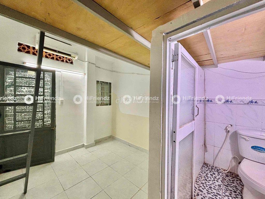 TRỌ GÁC CAO GIÁ HẠT RẺ GẦN NGAY DH VĂN HIẾN