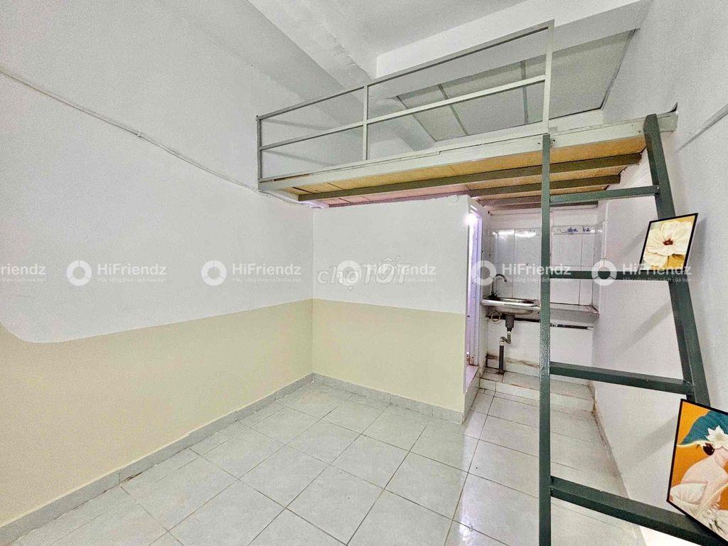 TRỌ GÁC CAO GIÁ HẠT RẺ GẦN NGAY DH VĂN HIẾN