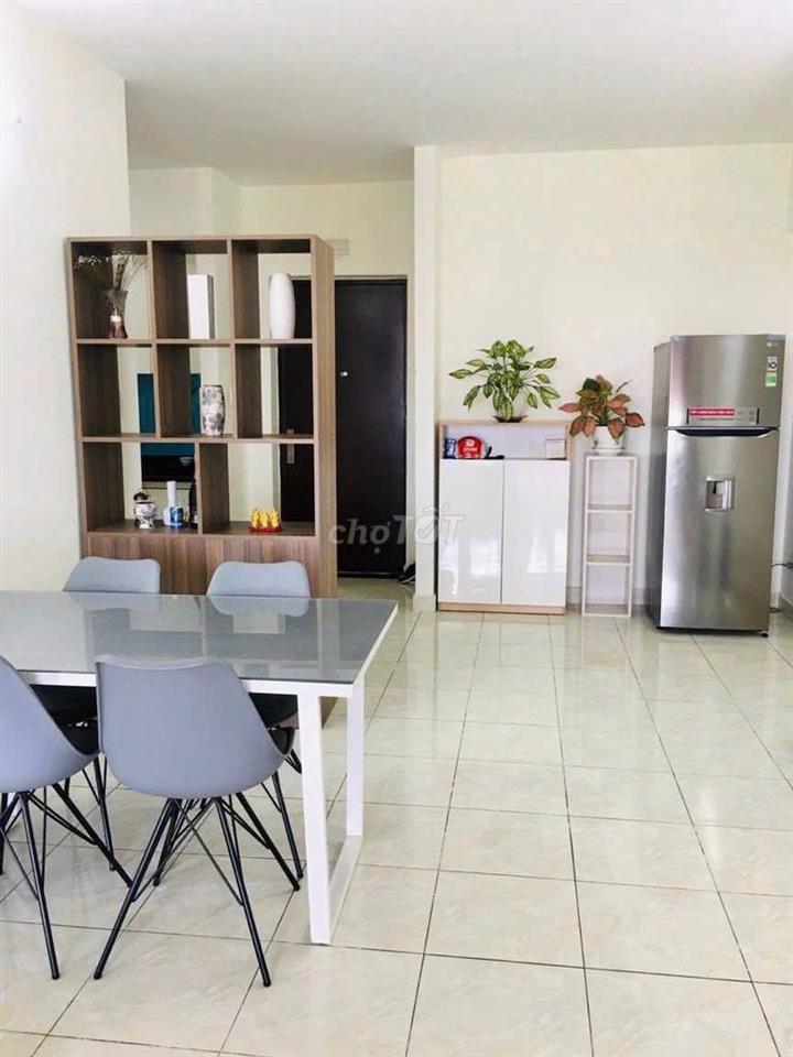 Phú Thạnh, Nguyễn Sơn, TP: 70m2, 2p ngủ, 8tr, nội thất