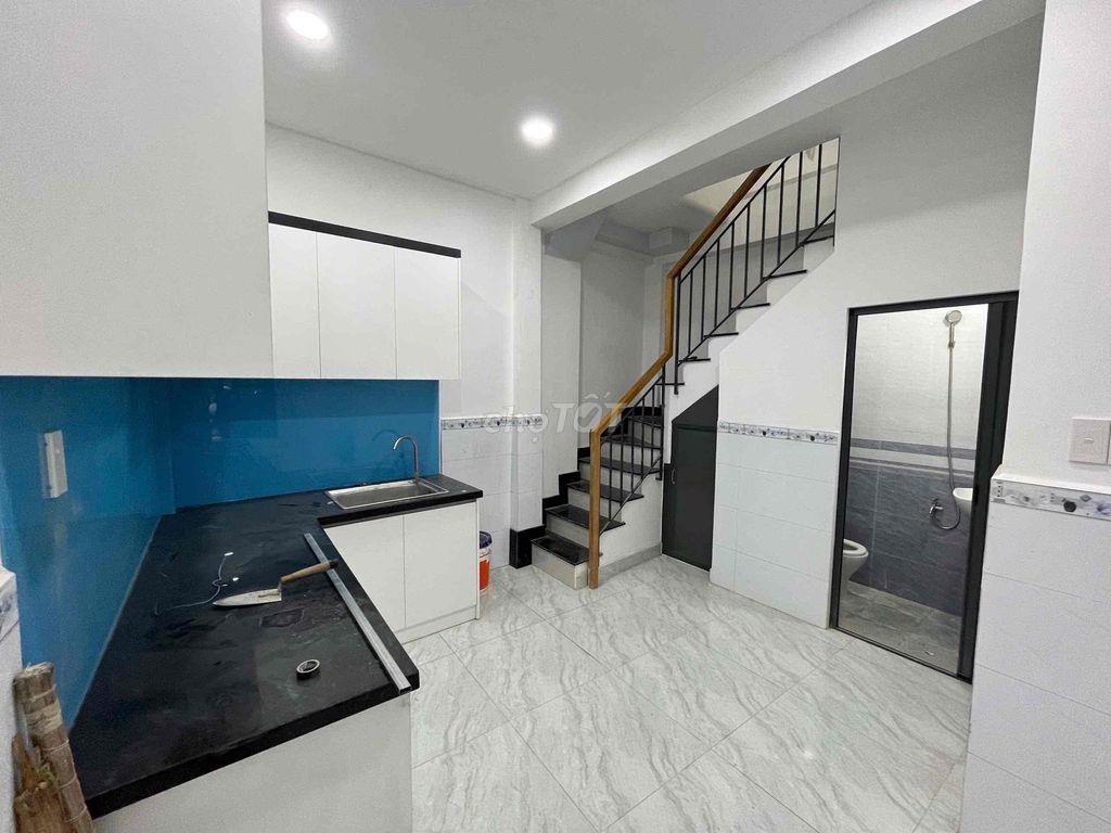 Chính chủ cần bán nhà Âu Cơ Tân Phú (23,3m2 đất) Hẻm thông