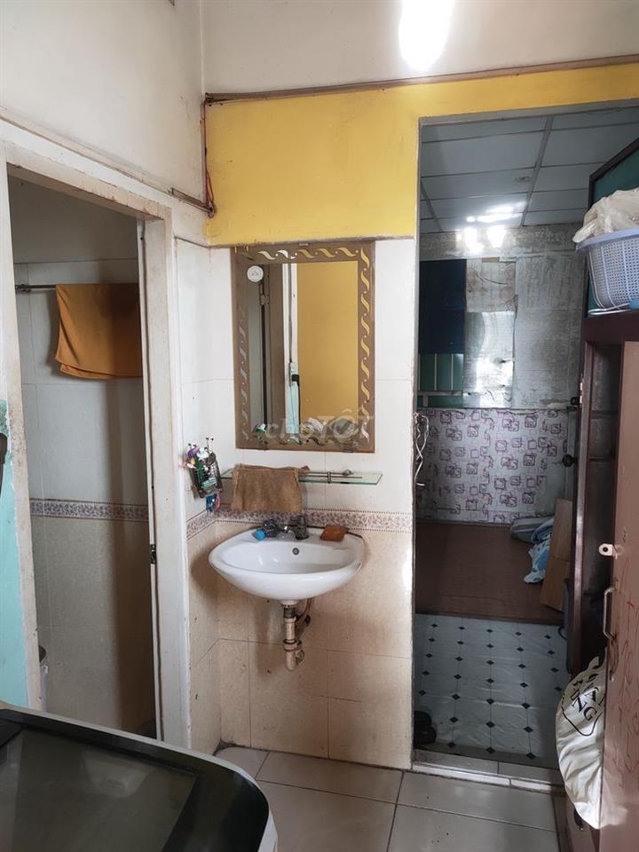 Cho thuê phòng trên lầu