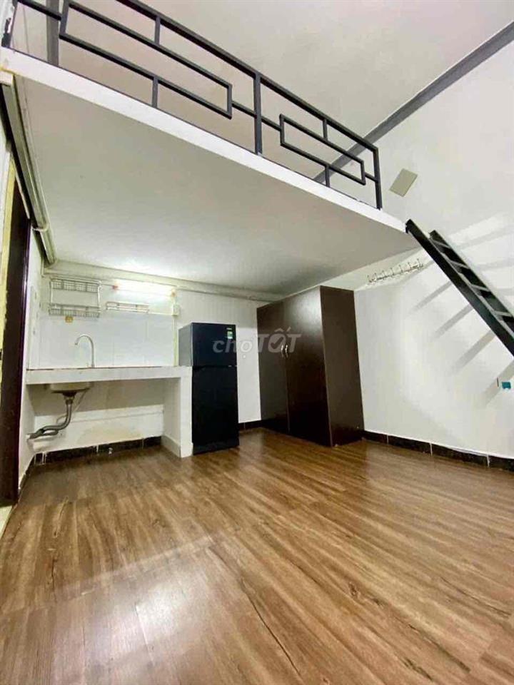 Phòng FULL NỘI THẤT GÁC LỬNG