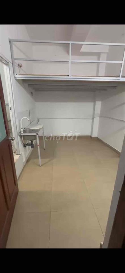 Tìm 1 bạn nữ ở ghép, phòng rộng rãi thoáng mát, sạch đẹp