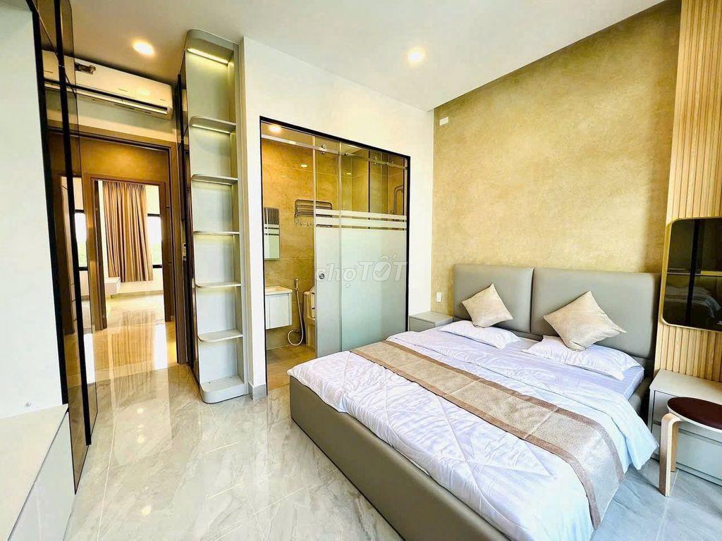 Chính chủ bán nhà 5 tầng gần quận 2