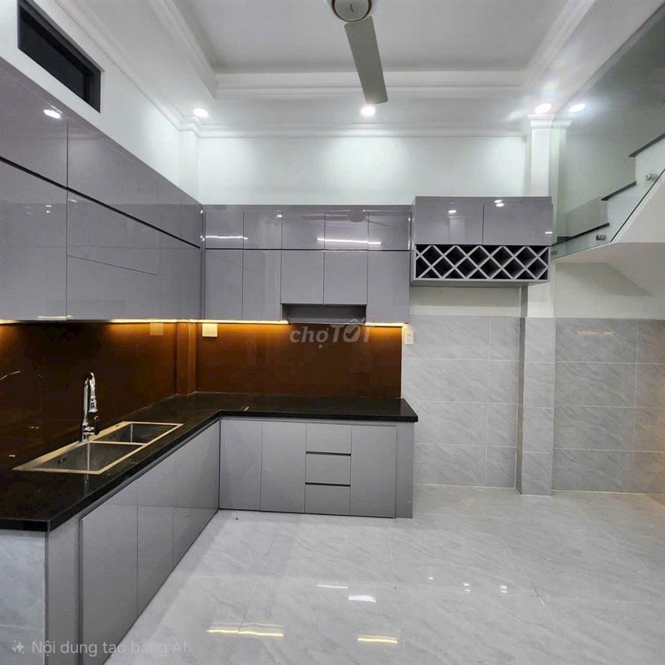 Chính chủ bán nhà 4 tầng gần Liên Phường Quận 9