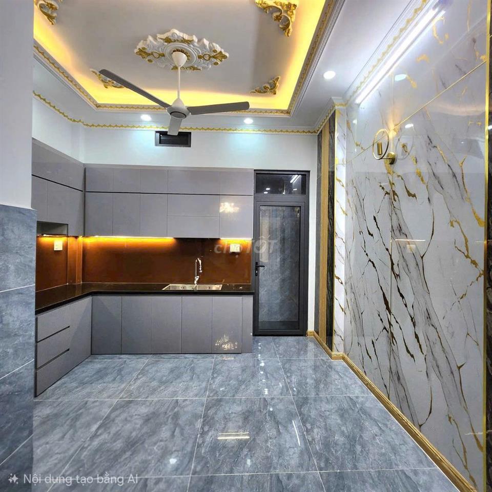Chính chủ bán nhà đường Lò Lu Quận 9