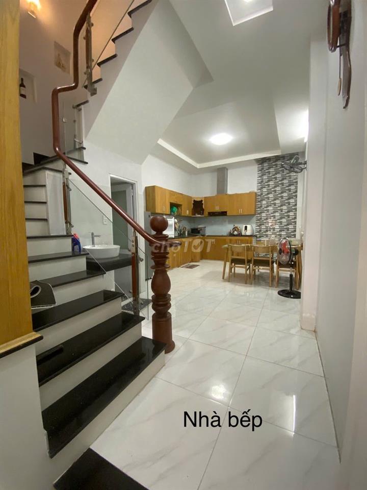 1 trệt 2 lầu 3 pn hiệp bình chánh đường 38 hbc gần gigamal hẻm o to