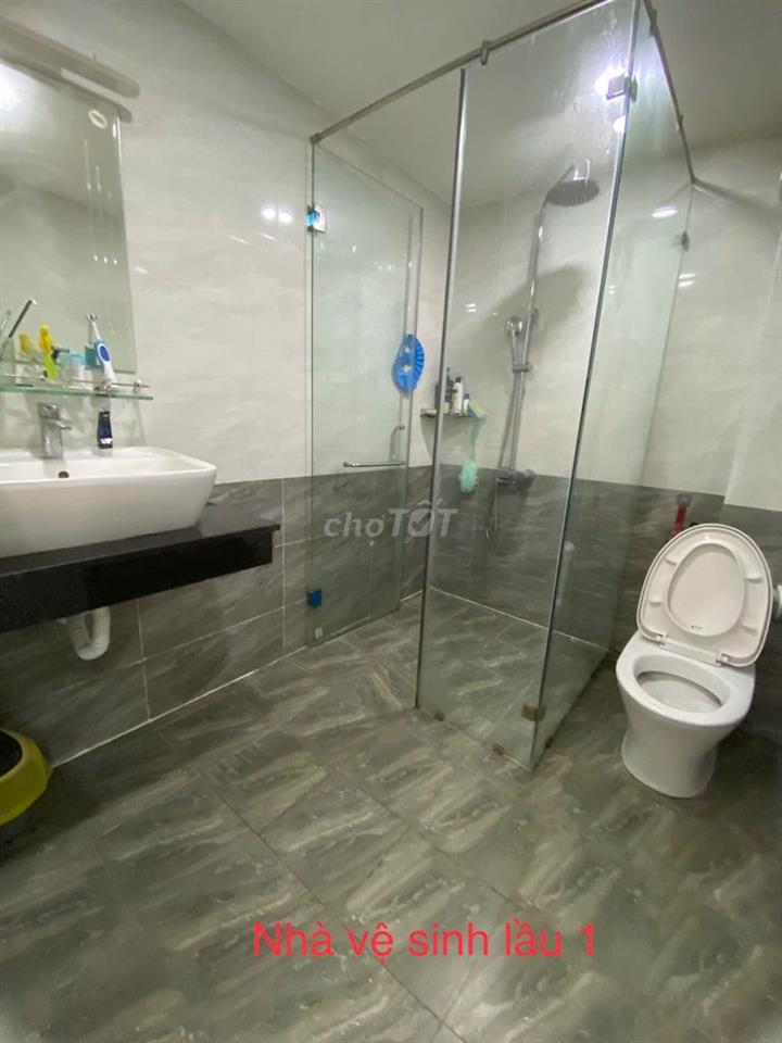 1 trệt 2 lầu 3 pn hiệp bình chánh đường 38 hbc gần gigamal hẻm o to