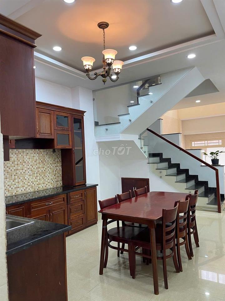 NHÀ ĐẸP 5PN 4 LẦU CÓ THANG MÁY ĐƯỜNG 23 ĐI VÔ SAU GIGAMAL KHU BÊN SÔNG