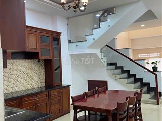 NHÀ ĐẸP 5PN KDC HỒNG ĐÀO ĐỐI DIỆN VẠN PHÚC SÁT QL 13 HẺM TẢI