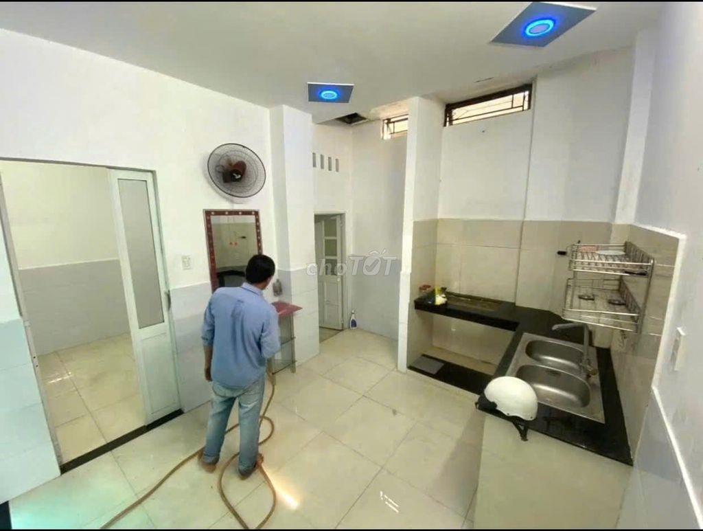 NHÀ MỚI 3PN SÁT HOÀNG DIỆU 2 -ĐH NGÂN HÀNG- GIÁ CHỈ 1OTR