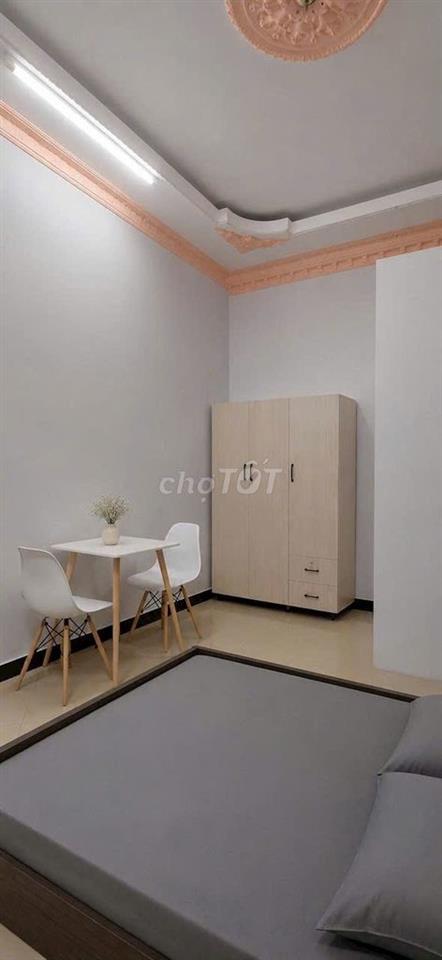 CHDV 20M2 CỬA SỔ TRỜI- CHỢ LINH TRUNG, GẦN ĐH NGÂN HÀNG