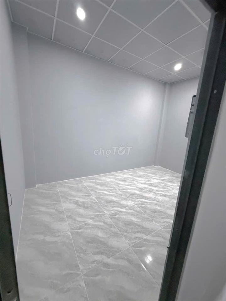 NHÀ MỚI-TRỆT LỬNG 2 LẦU 3PN-MẶT TIỀN CHỢ LINH XUÂN-QL1K HƯỚNG ĐI DĨ AN