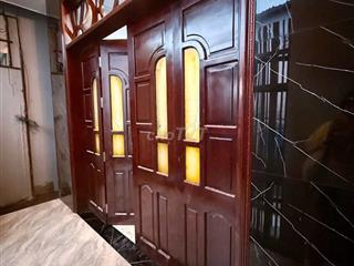 8TR-THÁNG 2PN 1 TRỆT 1 LỬNG ĐƯỜNG SỐ 8 LINH XUÂN GẦN ĐH KINH TẾ LUẬT