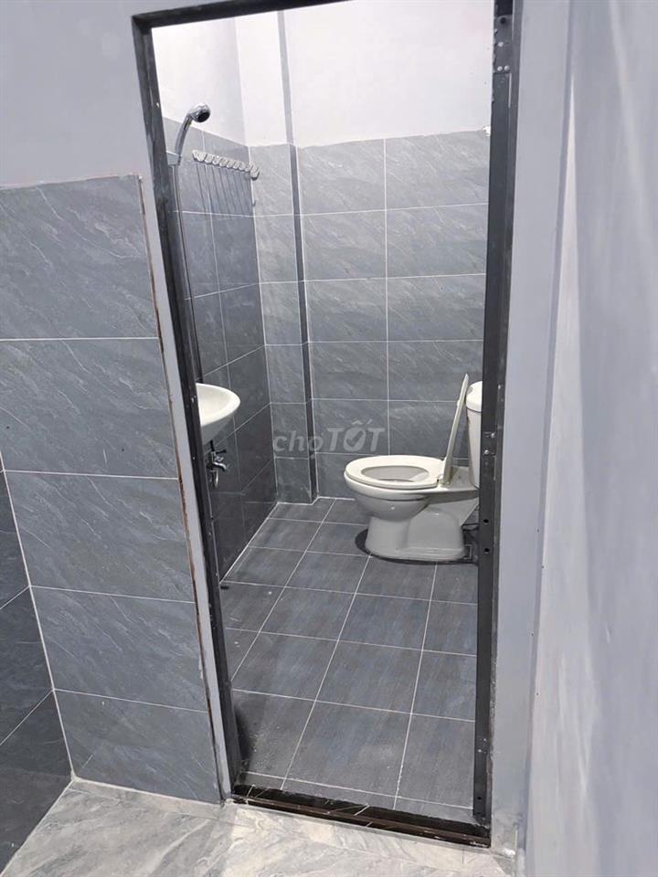 NHÀ MỚI-TRỆT LỬNG 2 LẦU 3PN-MẶT TIỀN CHỢ LINH XUÂN-QL1K HƯỚNG ĐI DĨ AN