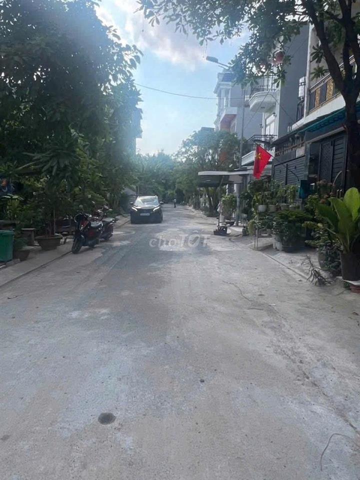3PN -HXH-DTSD 170M2 ĐƯỜNG SỐ 9 LINH TÂY SÁT PHẠM VĂN ĐỒNG Ô TÔ TỚI NƠI