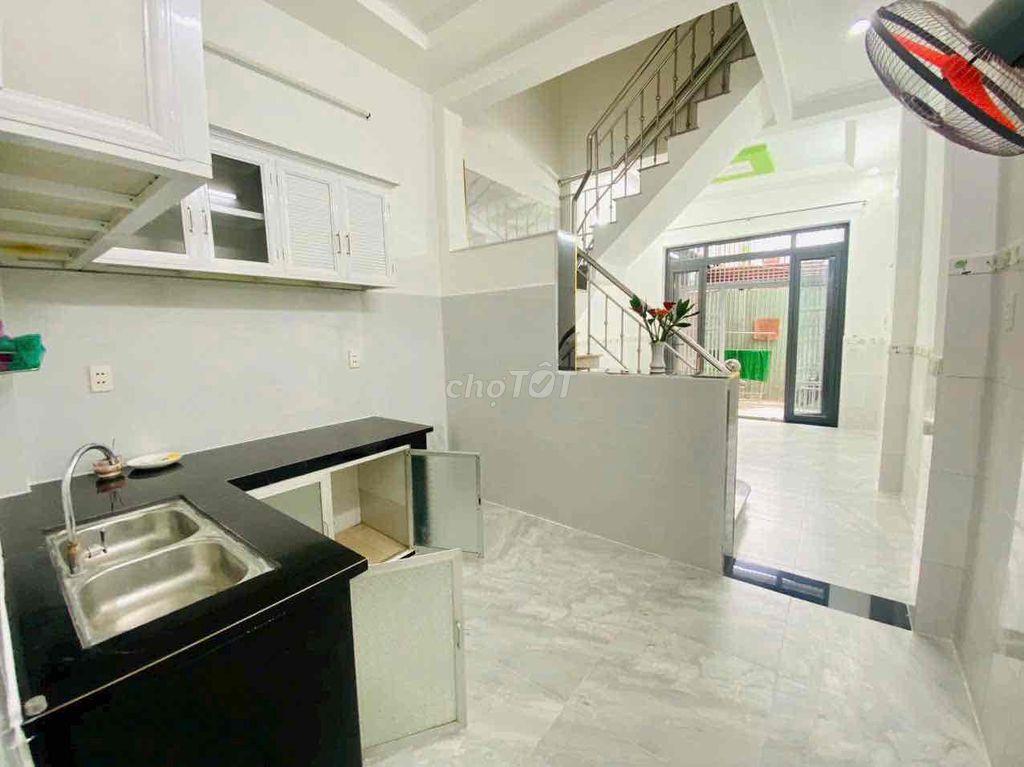 nhà đẹp 1 lầu 2pn 2wc