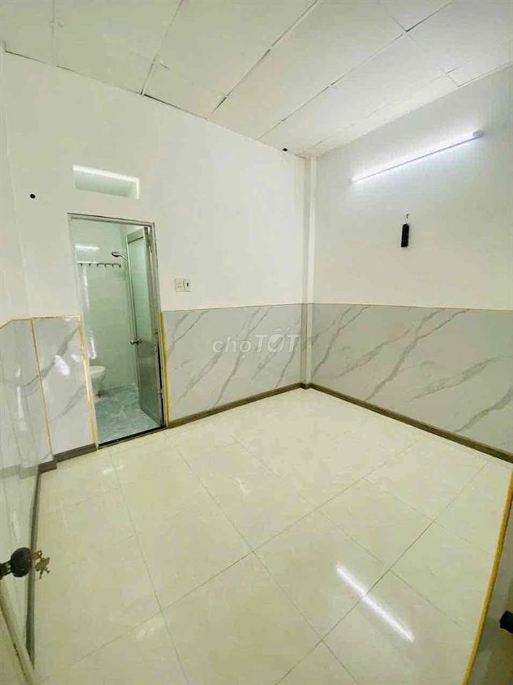 nhà đẹp 1 lầu 2pn 2wc