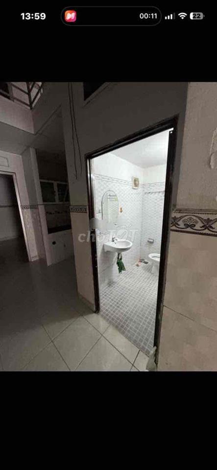 nhà đẹp 1 lầu 2pn 2wc