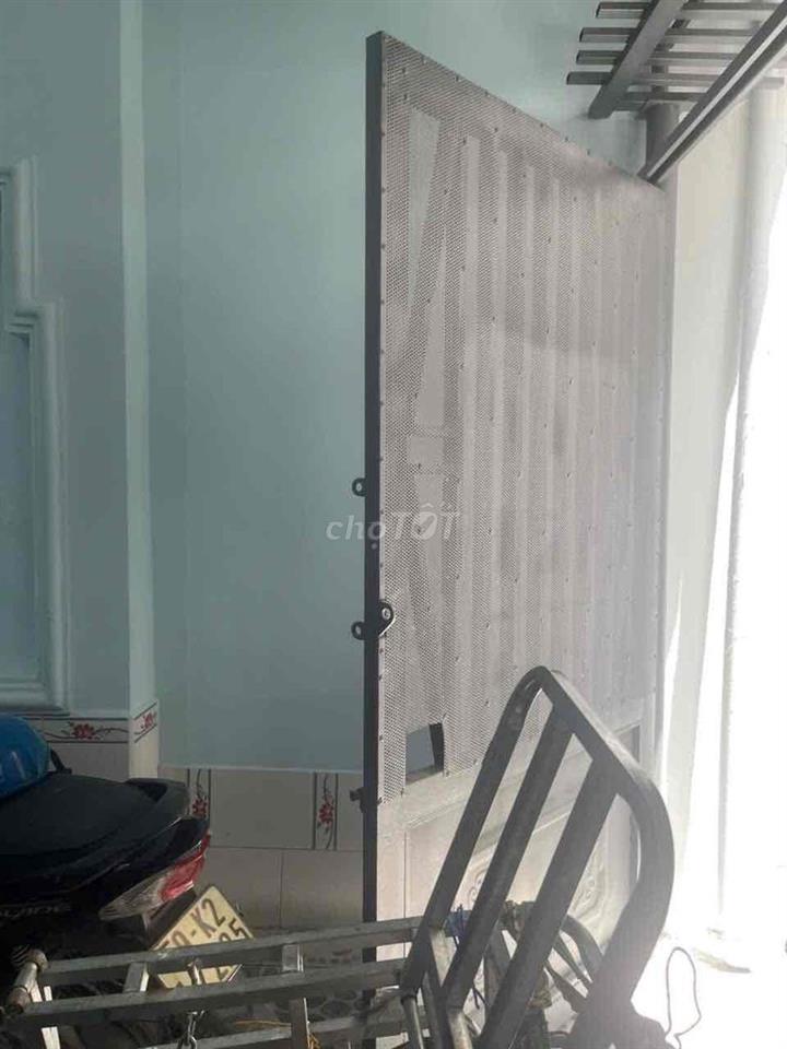 nhà đ35 một lửng +1pn dưới gần hiệp bình