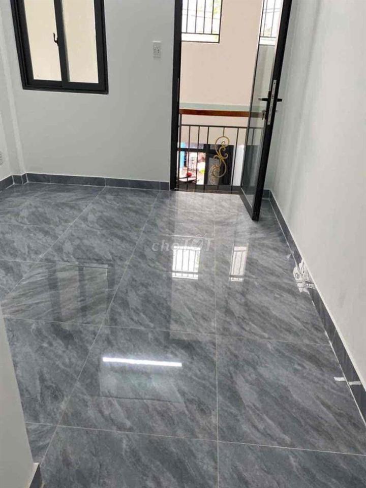 nhà mới đẹp 1 lầu 2pn2wc đ xe hơi