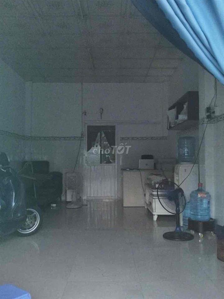 nhà cấp bốn 2pn có nội thất gần chợ bình triệu