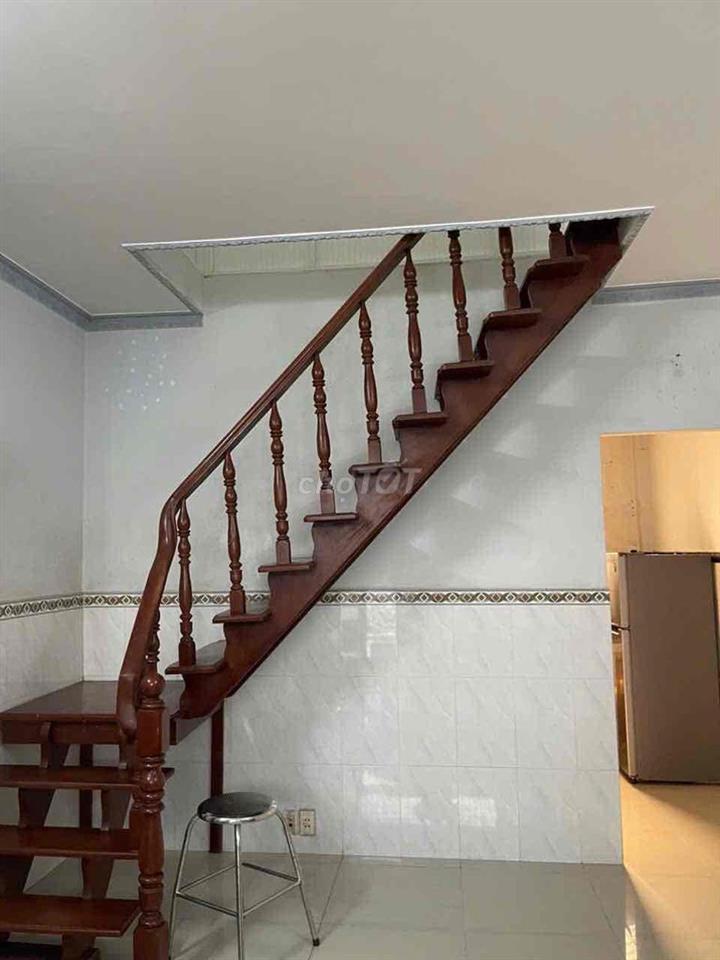 nhà đẹp 1 lầu 2pn2wc gần chùa ưu đàm