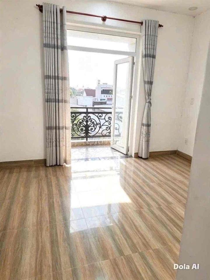 nhà 2 lầu 4pn5wc hẻm xe hơi gần chợ hiệp bình