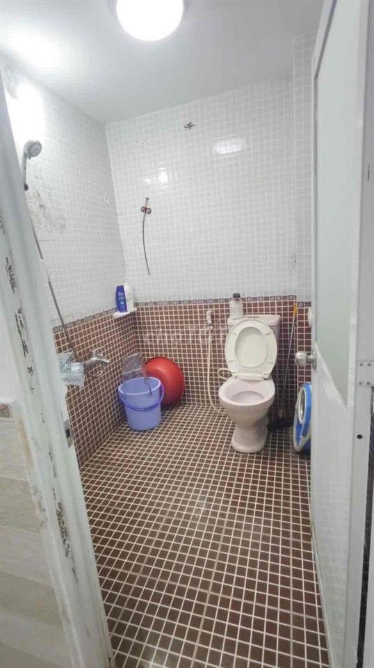 nhà đẹp 1 lầu 3pn2wc đ 38 HXHgần chợ hiệp bình