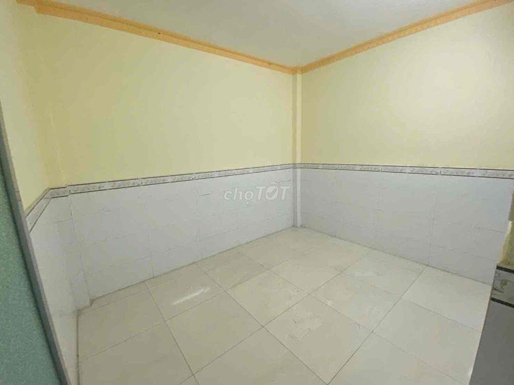 nhà 1 lầu 3pn2wc đ48 còn mới đẹp