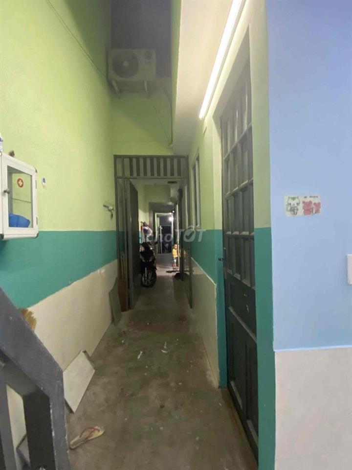 nhà full nội thất gần chợ hiệp bình 2pn 2wc