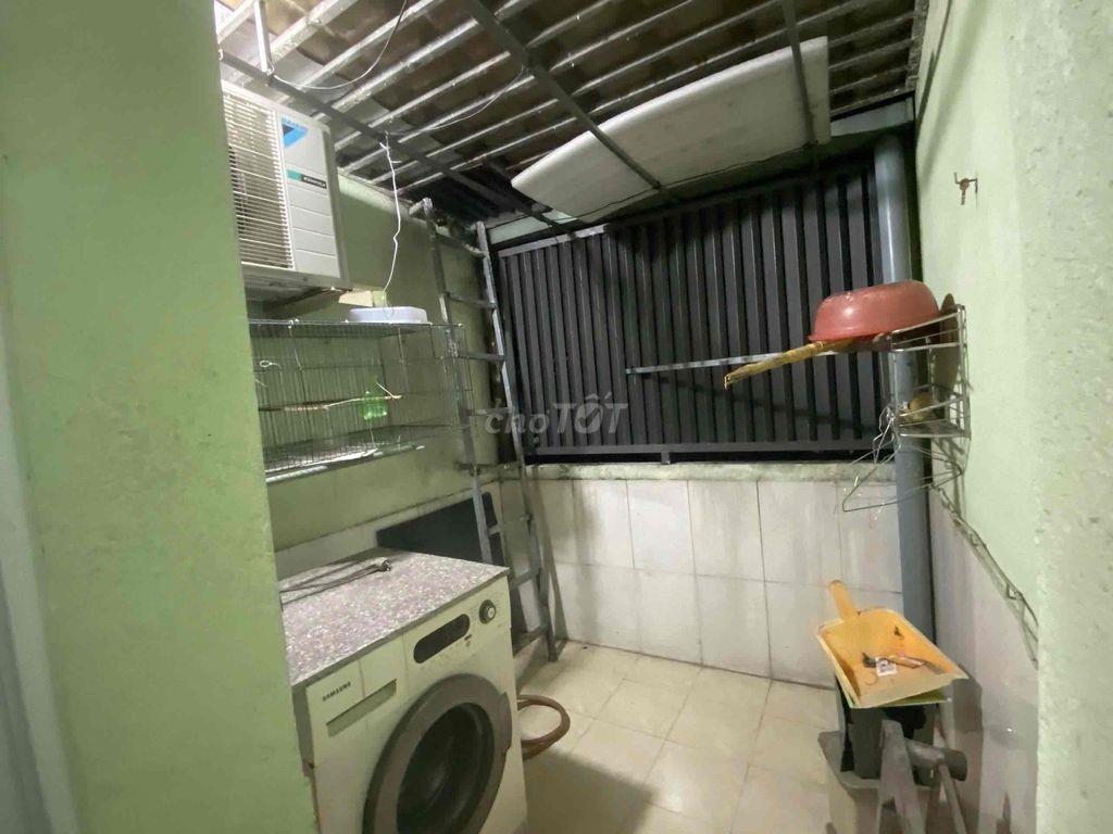 nhà full nội thất gần chợ hiệp bình 2pn 2wc