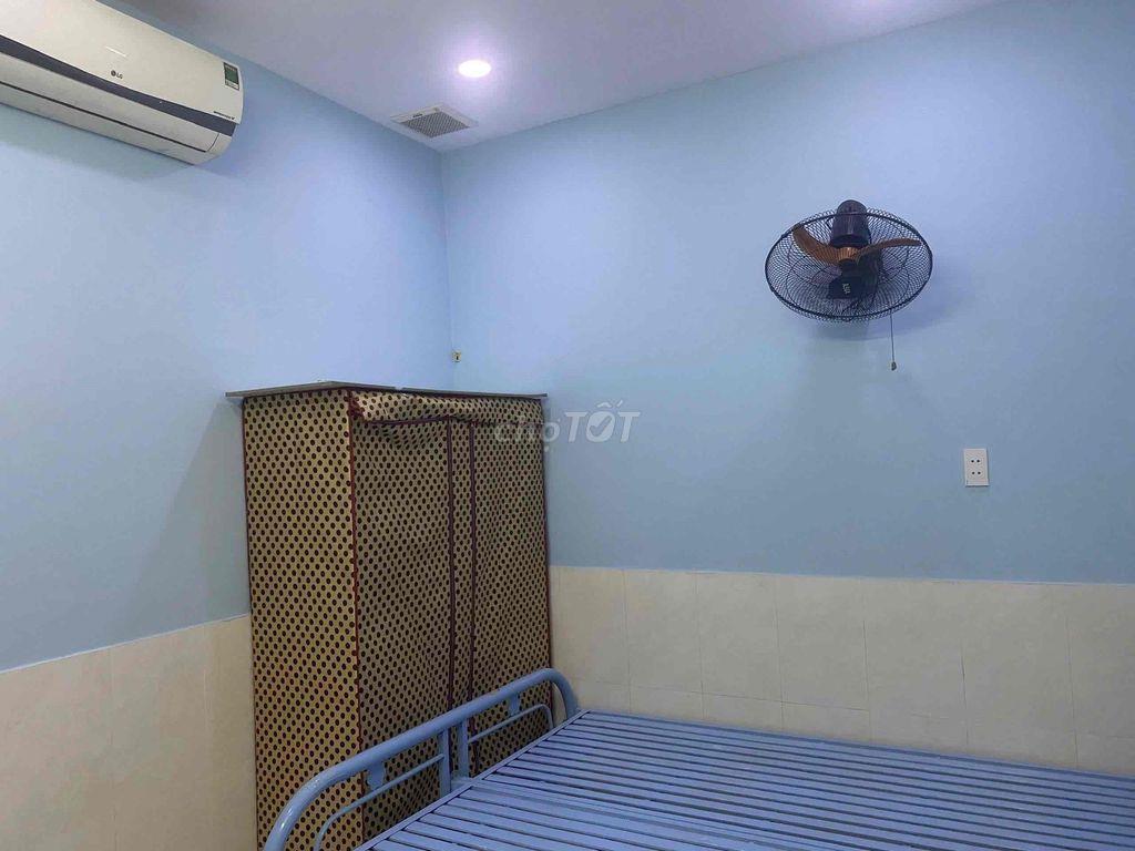 nhà full nội thất gần chợ hiệp bình 2pn 2wc