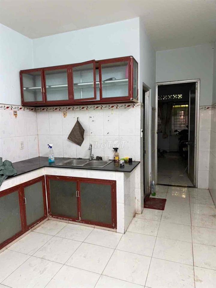 nhà đ38 một lầu 3pn2wc có sân rộng