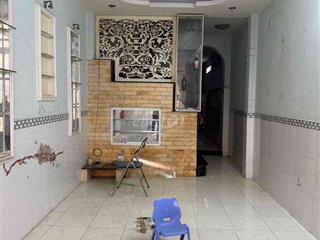 nhà đ38 một lầu 3pn2wc có sân rộng
