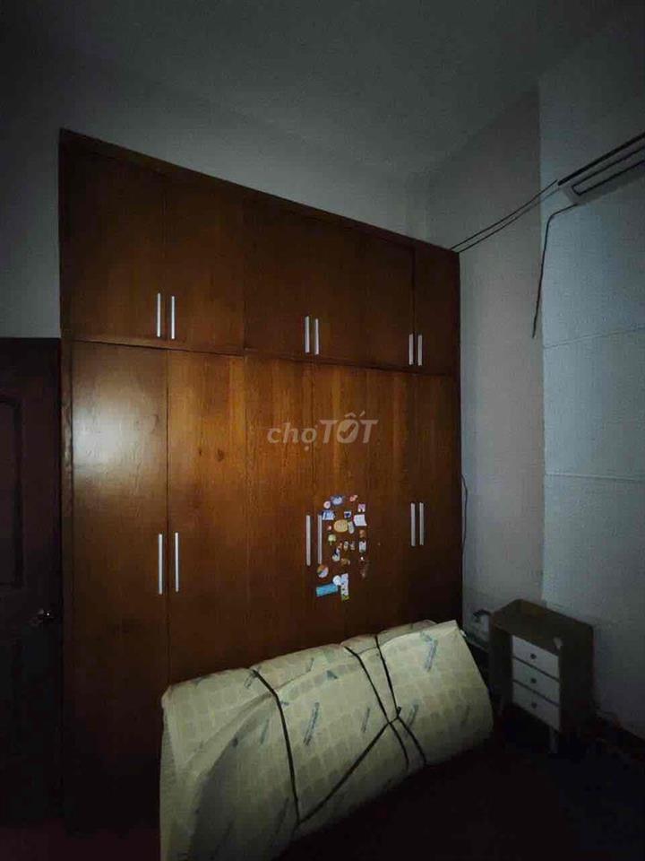 nhà đẹp đ20 gần gigamol 2pn 1wc 2 máy lạnh