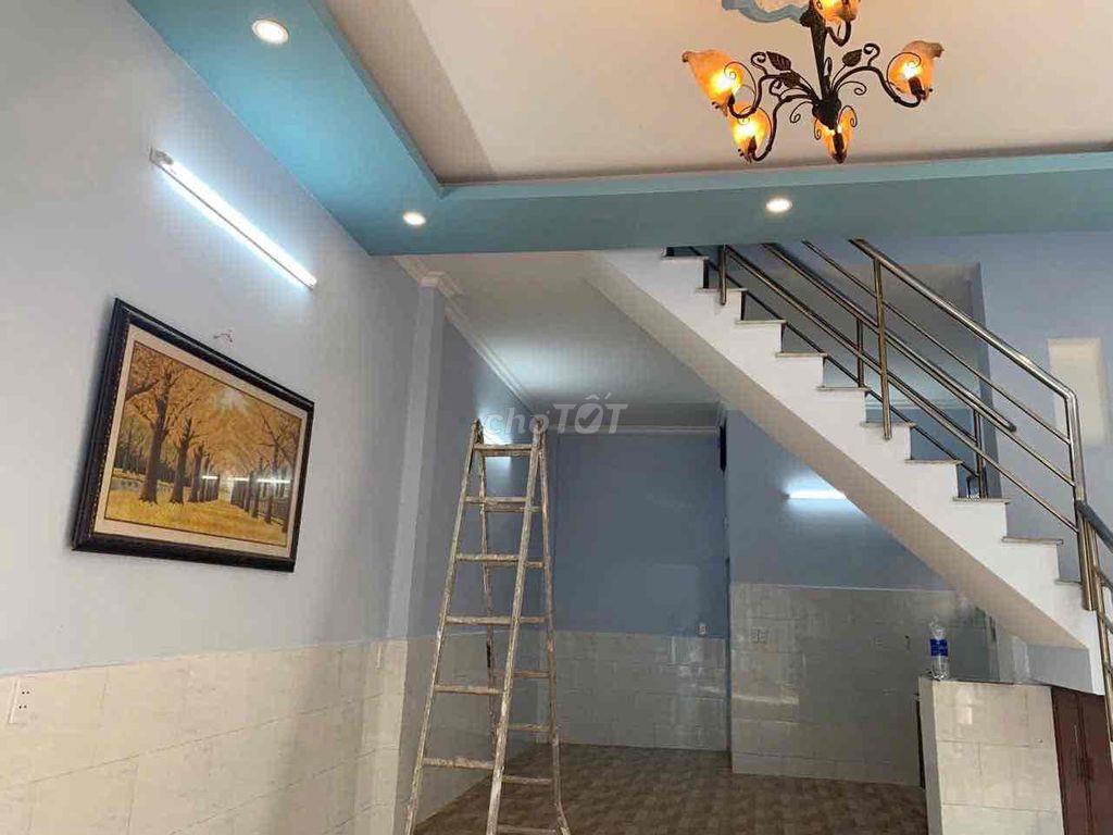 nhà đ xe hơi 1 lầu 2pn2wc ở kd oline