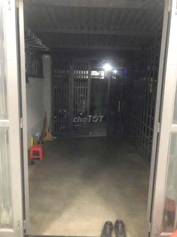 nhà thụt hẻm xe hơi gác lửng 2pn1wc