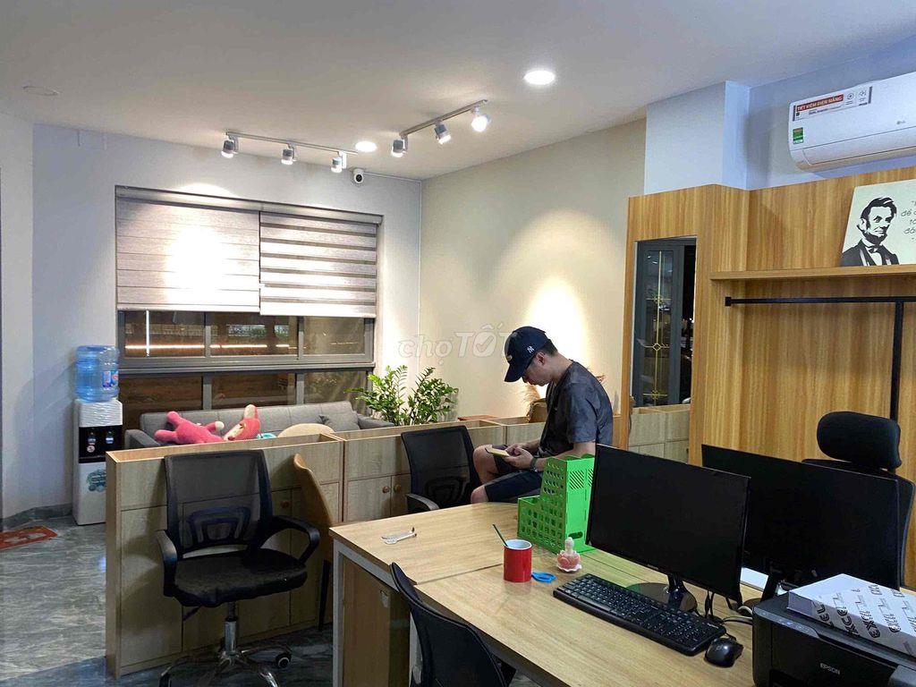 góc 2 mặt tiền nguyên sàn full nội thất Vạn Phúc City